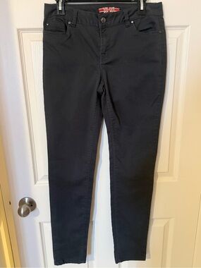 Black Women’s Slim Jeans - makers of true original